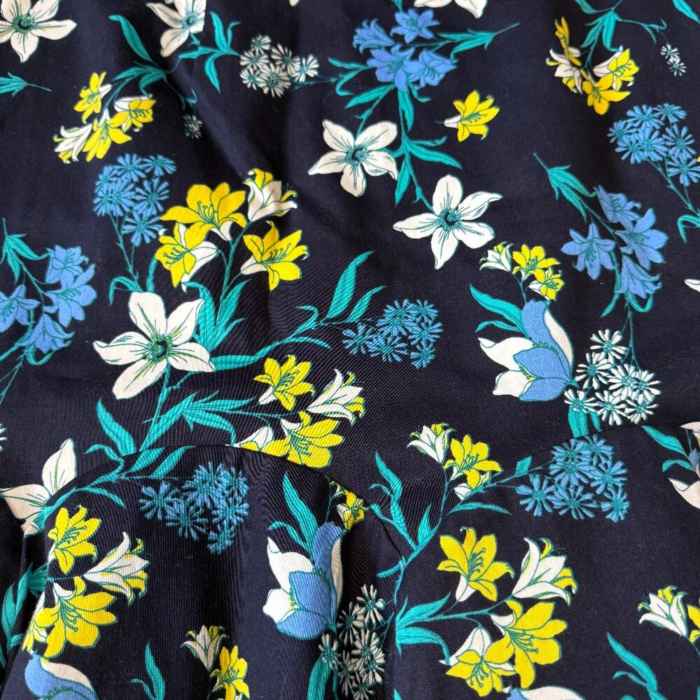 Draper James Elliston Floral Skirt A-Line Mini Navy Yellow Size 6 - Picture 2 of 8